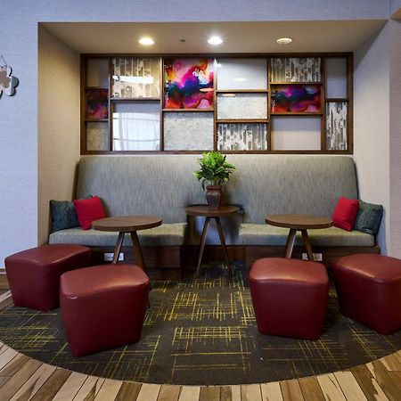 Hampton Inn & Suites Salinas Exteriér fotografie
