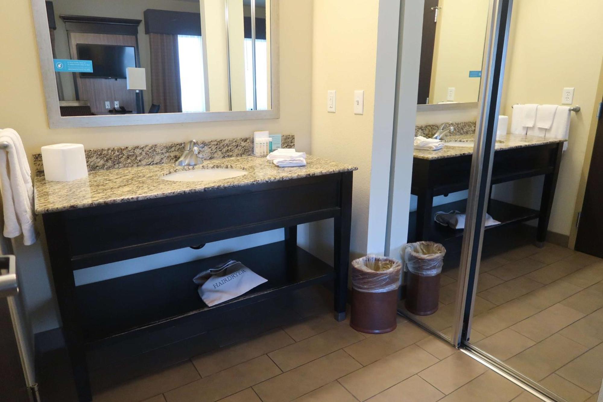 Hampton Inn & Suites Salinas Exteriér fotografie