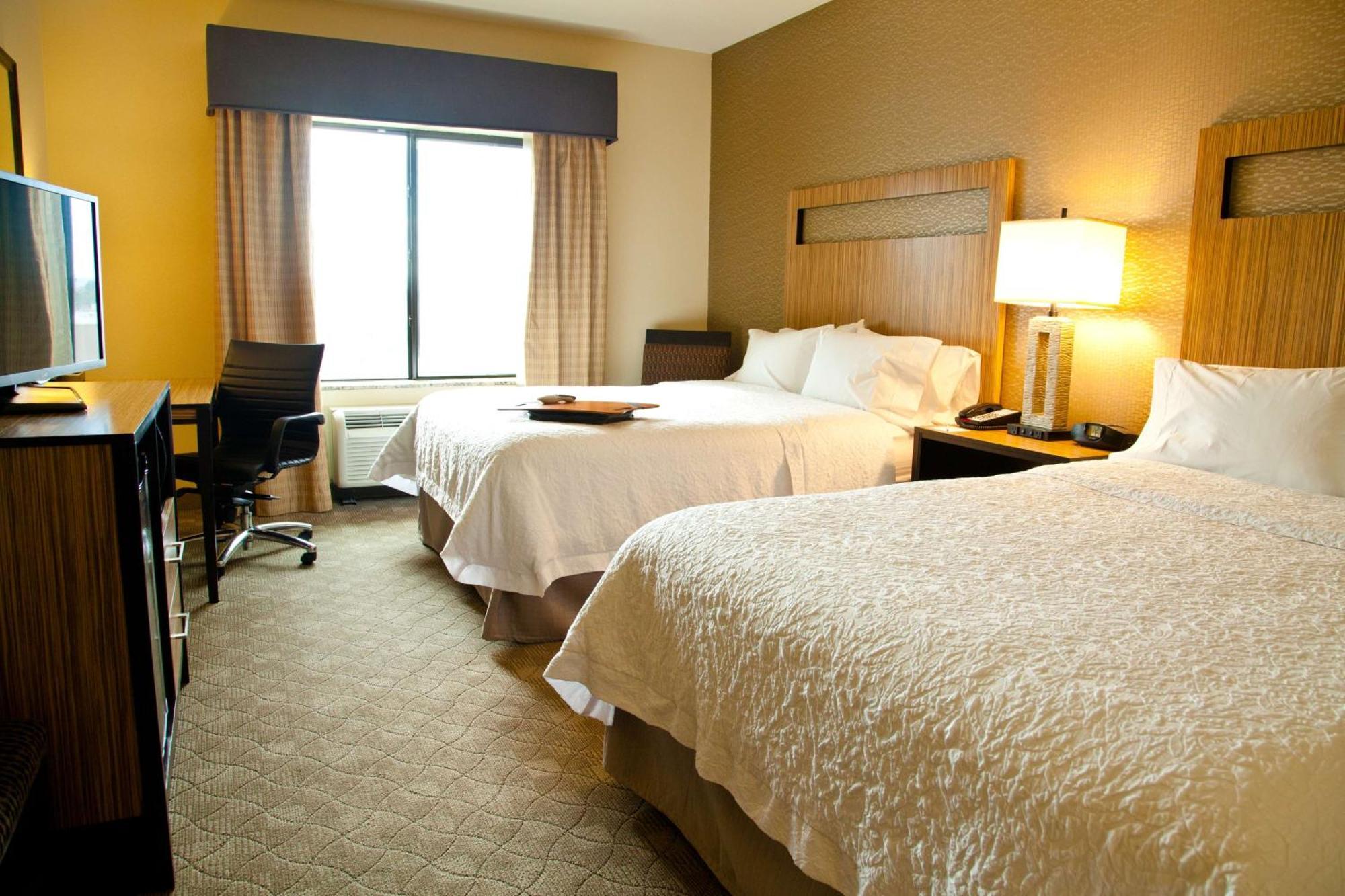 Hampton Inn & Suites Salinas Exteriér fotografie