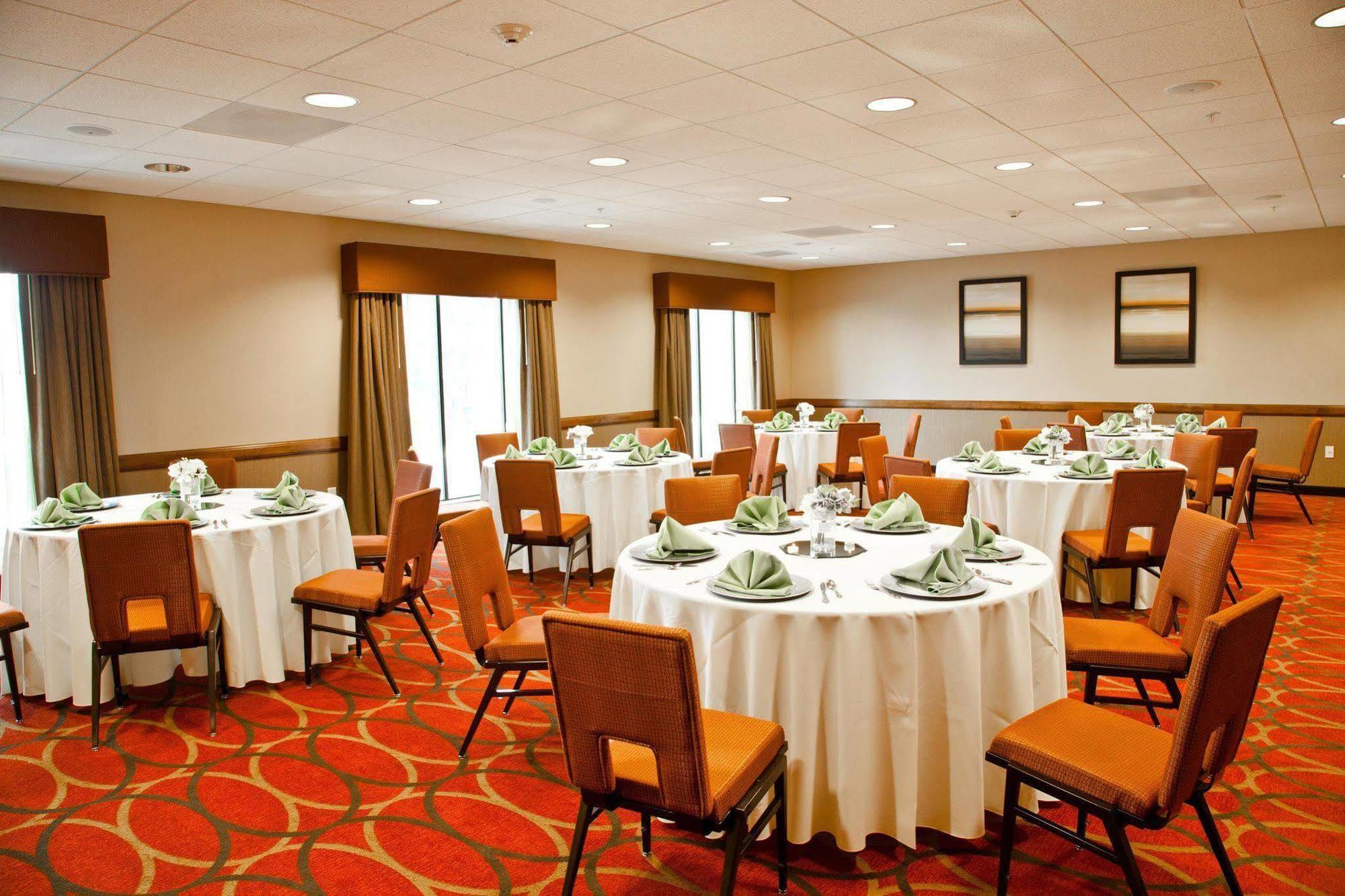 Hampton Inn & Suites Salinas Exteriér fotografie